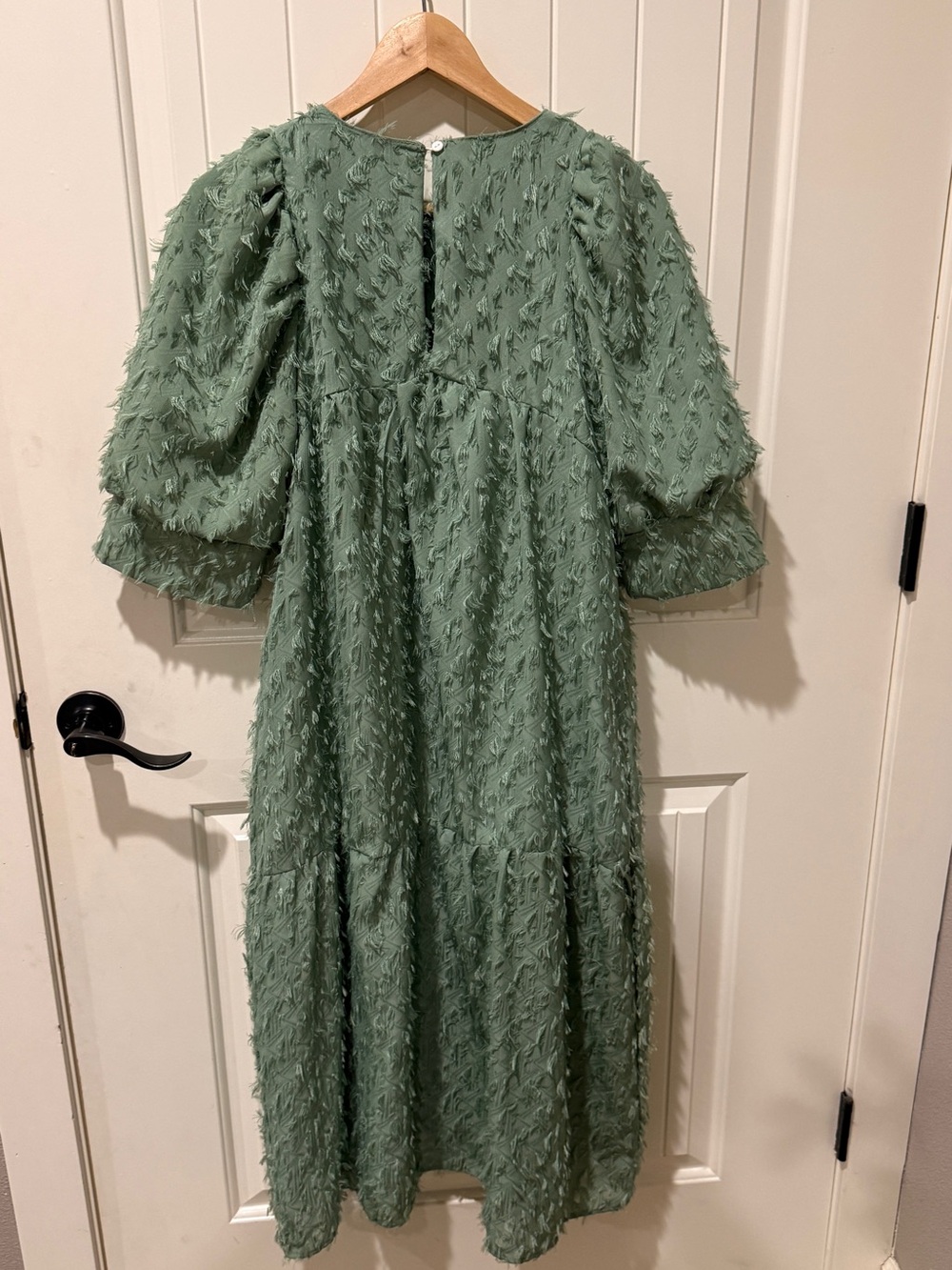 Textured Sage Green Midi Dress with Puff Sleeves - Picture 2 of 2